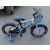 16-os kék színű kerékpár